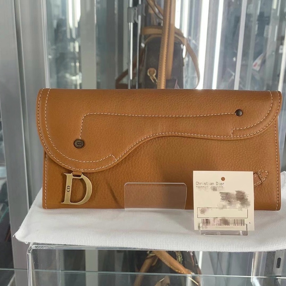 Authentic🤎Dior long wallet.Brown